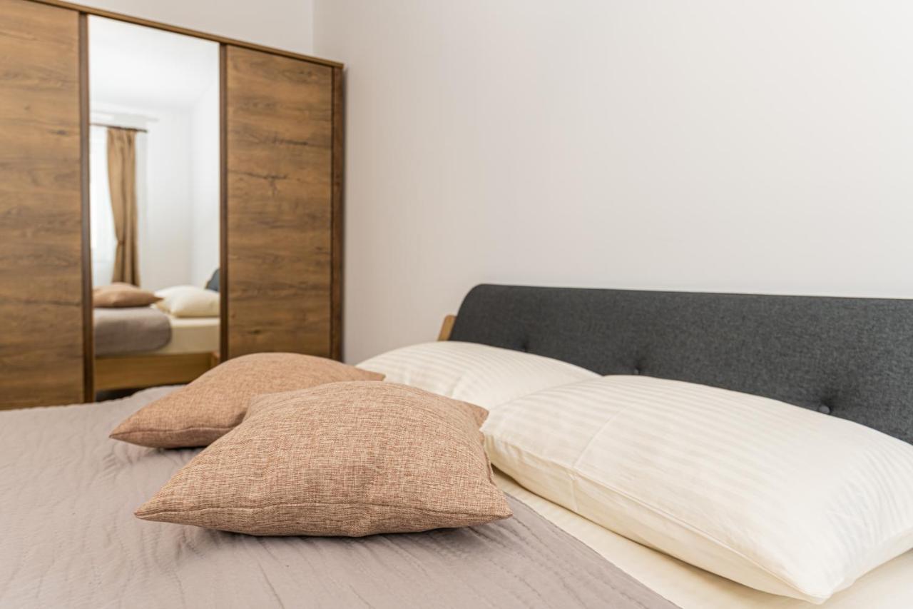 Cosy Place Appartement Braşov Buitenkant foto